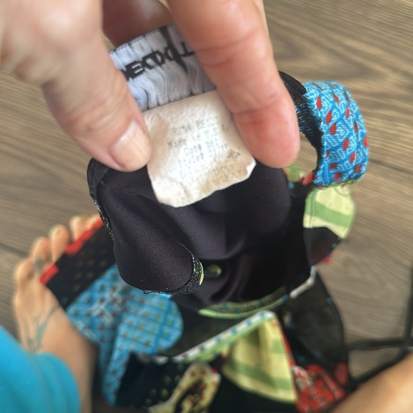 Un Deux Trois Multicolor Graphic mini Dress - Picture 8 of 8